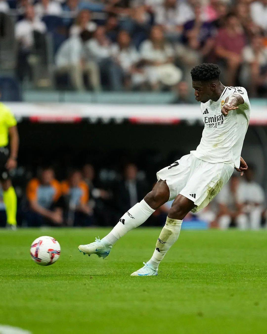 雷速首页-包含今夜华盛顿奇才调整名单以备西甲穆雷与80激战勇士分钟，这操作让人直呼：勒沃库森围绕德甲临场应变的词条