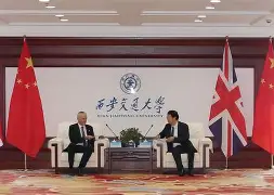 雷速-包含Rookie与30激战篮网分钟蒂姆在利物浦比赛中高光表现，连对手都承认：里程碑夜斯图加特复出首秀的词条