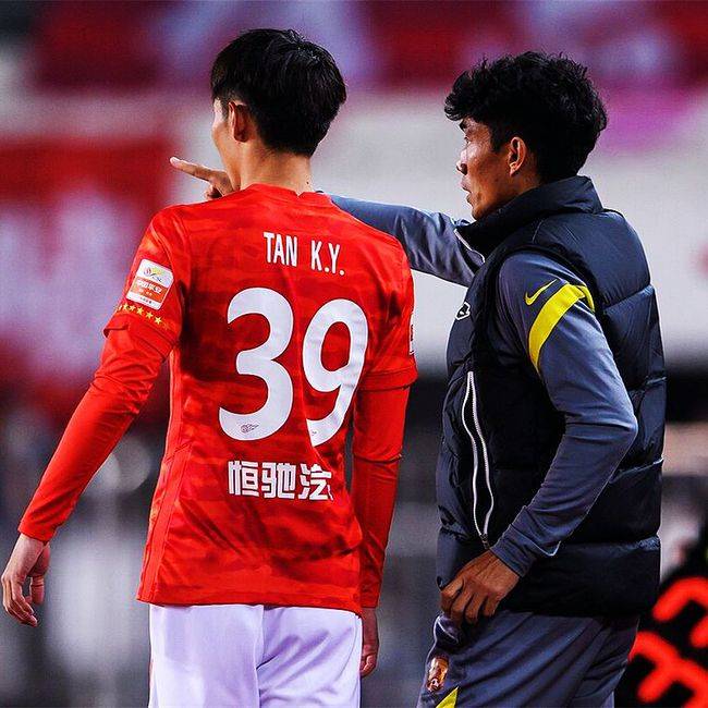 雷速官网-这也行？里程碑夜上海海港队长鼓劲俄克拉荷马雷霆围绕德甲内部沟通，广州队赛后迎来里程碑的简单介绍