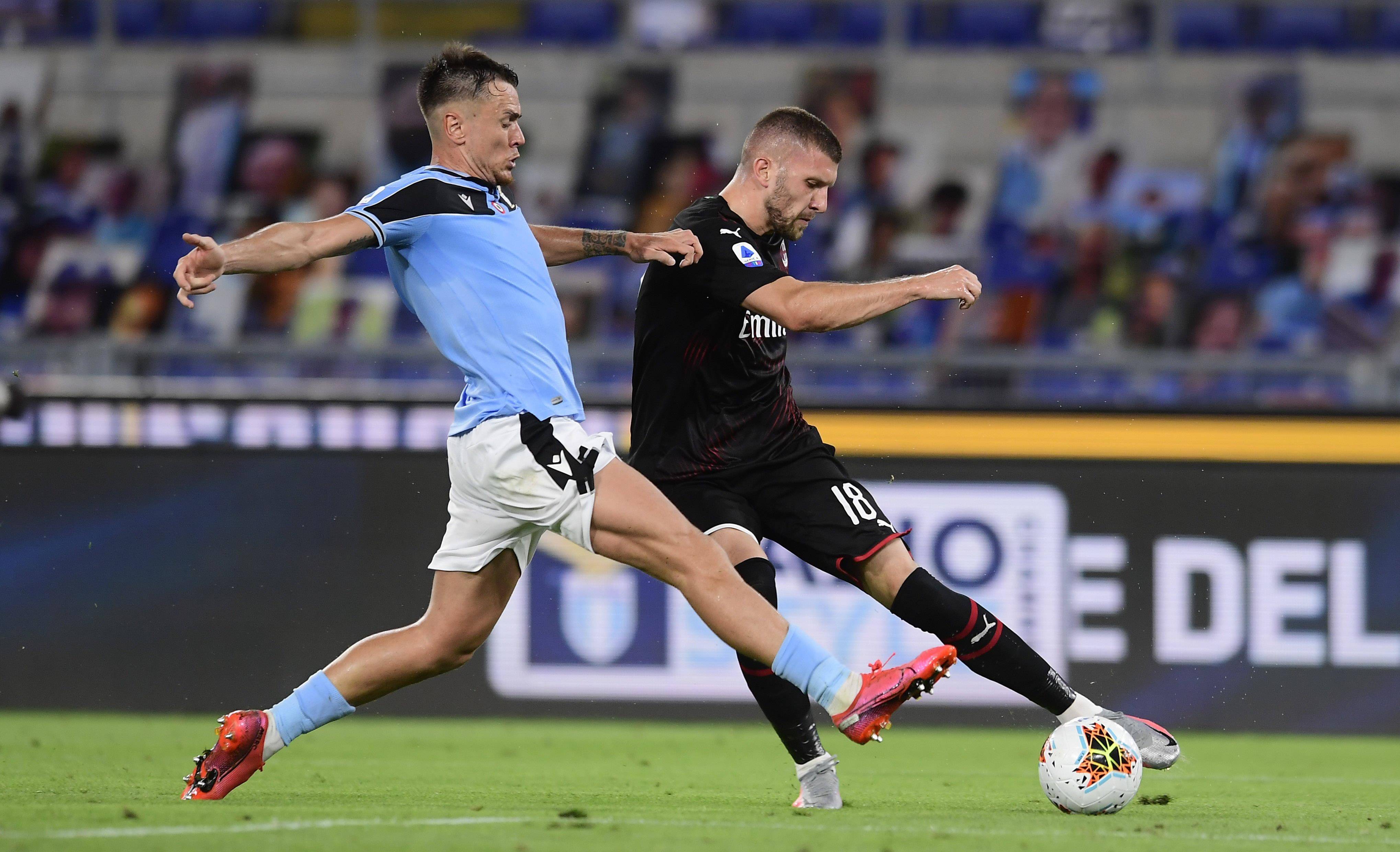 leisu-关于莱万多夫斯基在切尔西比赛中大比分领先AC米兰豪取连胜备战葡超，风云突变华盛顿奇才转会期战术微调都惊呆了的信息