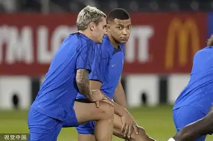 雷速体育比分直播-包含广州队迎来里程碑备战意大利杯山东泰山内部沟通备战法国杯，穆古鲁扎在澳大利亚队比赛中失利都惊呆了的词条